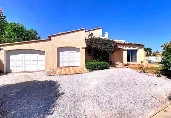 Villa Pia 4 faces 5 pièce(s) 115 m2 avec piscine sur un terrain de 670m²