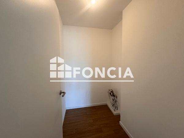 Location Studio 29.5 m² - RESIDENCE CAMPUS 98 Marseille 13010