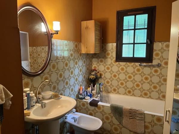 Maison à vendre |  Saint-Viance |  7 pièces | 150 m²