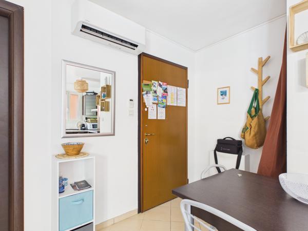 Appartement
         2 pièces
        - 35 m² 180 000 € *