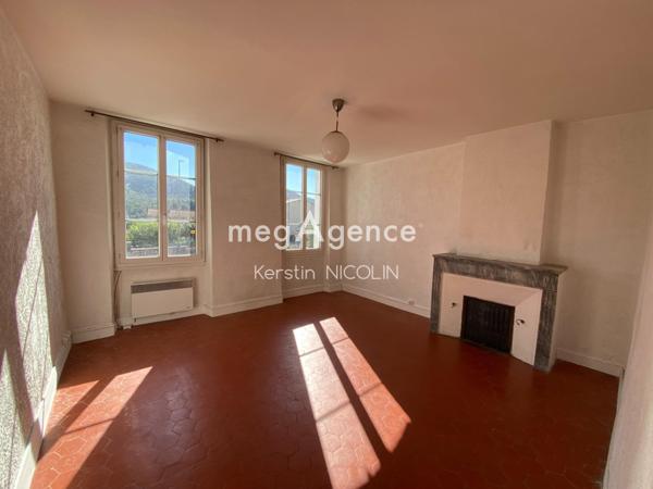 Appartement à SIGNES, 83870 - 4 pièces 92m²