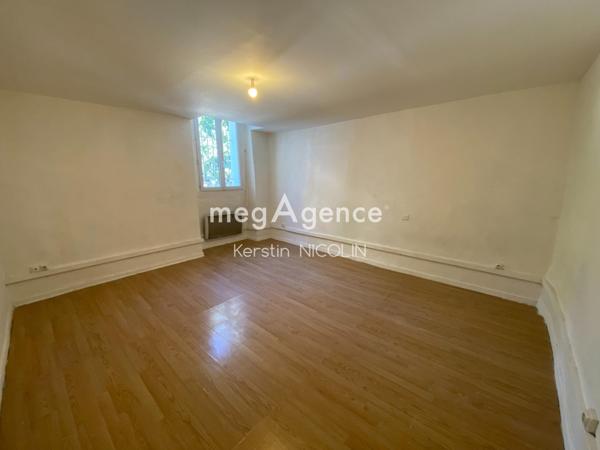 Appartement à SIGNES, 83870 - 4 pièces 92m²