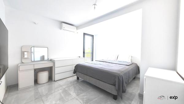 Appartement 3 pièces avec terrasse au centre ville de Saint-Pierre