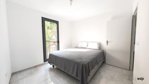 Appartement 3 pièces avec terrasse au centre ville de Saint-Pierre