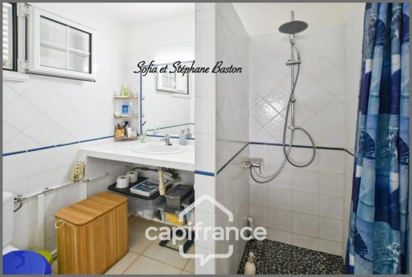 A vendre – Le Diamant - Villa P5 – 105m2 avec vue mer, spa et jardin tropical 826m2 – Martinique (972)