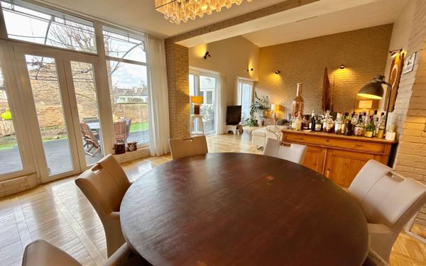 Maison à vendre    7 pièces • 182 m2 Reichstett