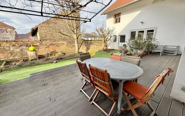 Maison à vendre    7 pièces • 182 m2 Reichstett