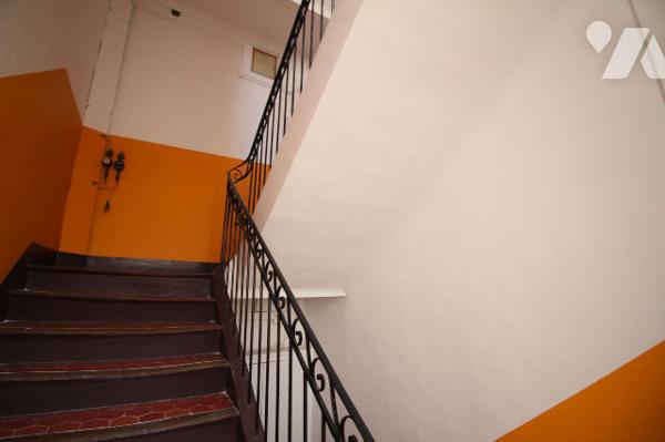 Bel appartement T2 (MAGNIFIQUE VUE MER) de 67m2 Carrez dans le quartier de Saint-Victor (7e).
