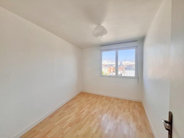 Appartement à louer 890 € CC Brest 5 p 104 m² DPE