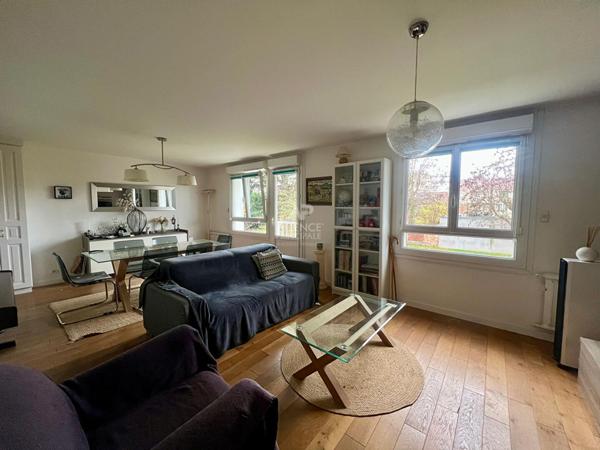 Appartement Houilles 5 pièces 84.06m² €367 000 ** - Référence 900