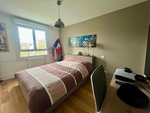 Appartement Houilles 5 pièces 84.06m² €367 000 ** - Référence 900