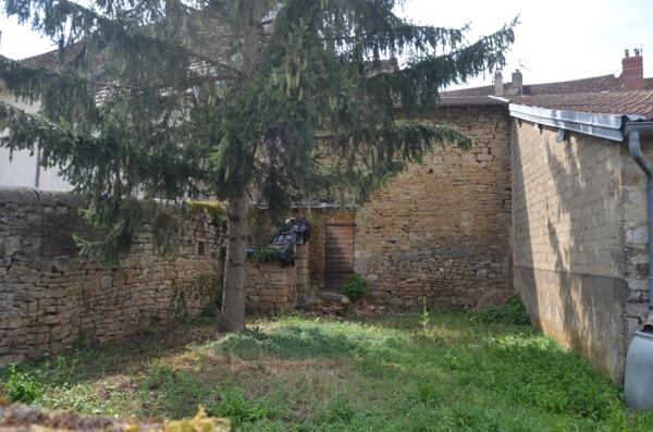 Dpt Jura (39), à vendre BEAUFORT maison P5 avec studio indépendant