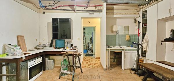 A Gourdon maison de 304 m² au calme au fond d’une impasse sur un superbe un terrain plat de 2300 m².