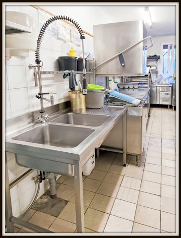 Fonds de commerce à vendre AUREILHAN (65) BAR RESTAURANT