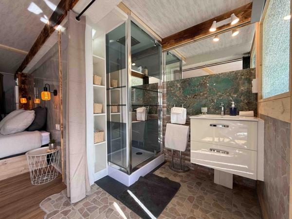 Studio 37 m² LARAGNE MONTEGLIN (05)