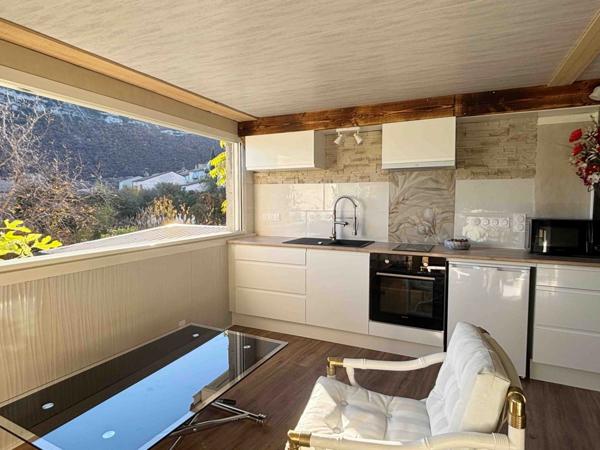 Studio 37 m² LARAGNE MONTEGLIN (05)