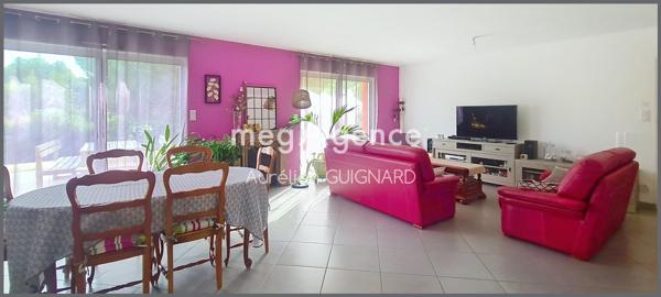 Maison à Bressuire, 79300 - 8 pièces 130m²