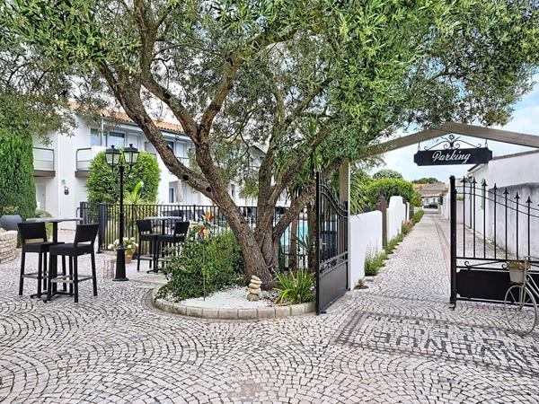 Biens de prestige à vendre Sainte Marie De Re : immeuble 2 403 500€ - AJP Immobilier Pornic