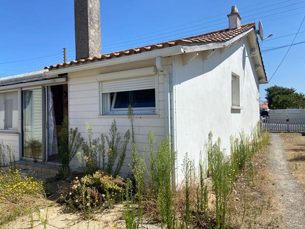 Maison coeur de Sion sur l'Océan 2 ch et garage à 400 m de la plage, du marché et des commerces