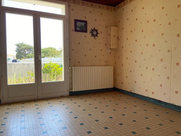 Maison coeur de Sion sur l'Océan 2 ch et garage à 400 m de la plage, du marché et des commerces