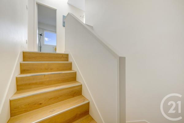 Appartement F6 à vendre  6 pièces - 141,49 m2 VERRIERES LE BUISSON - 91