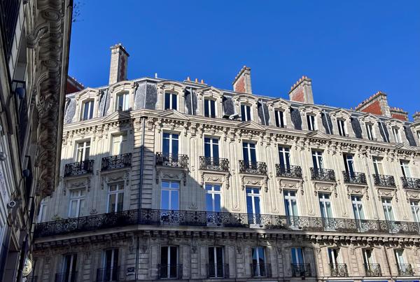 Location appartement 5 pièce(s) 152 m²