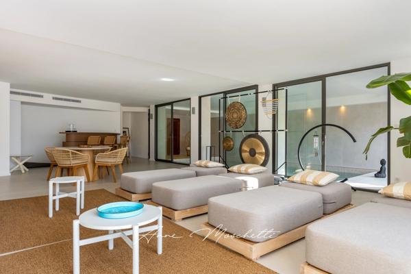 Propriété de Luxe et de Prestige - Golf de Frégate - 450 m2 - 5 suites parentales - vu mer panoramique