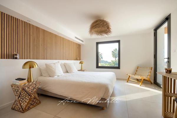 Propriété de Luxe et de Prestige - Golf de Frégate - 450 m2 - 5 suites parentales - vu mer panoramique