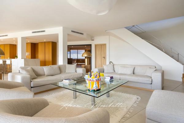 Propriété de Luxe et de Prestige - Golf de Frégate - 450 m2 - 5 suites parentales - vu mer panoramique