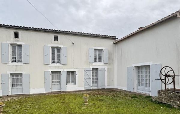 Vente Maison Mauze-sur-le-mignon   