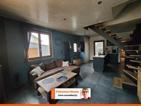 🏡 Charmante maison mitoyenne rénovée avec goût – aucun travaux à prévoir ! Saint-Vallier 71