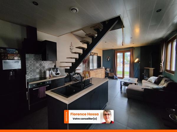 🏡 Charmante maison mitoyenne rénovée avec goût – aucun travaux à prévoir ! Saint-Vallier 71