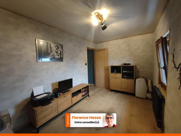 🏡 Charmante maison mitoyenne rénovée avec goût – aucun travaux à prévoir ! Saint-Vallier 71