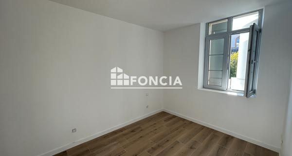 Location Appartement 2 pièces 30.7 m² - Lombez 32220