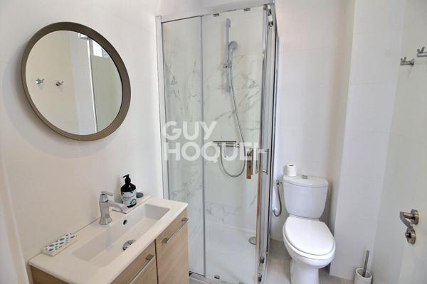 Maison d'Exception à Vendre à Puteaux - 6 Pièces, 4 Chambres, 1 350 000 