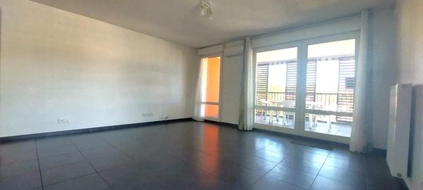 🏡 [COUP DE COEUR À AUBAGNE] – T2 52 m² - L’art de vivre entre confort, modernité et douceur provençale.