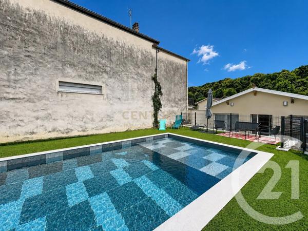 Maison à vendre  6 pièces - 157 m 2   L ISLE D ABEAU  - 38