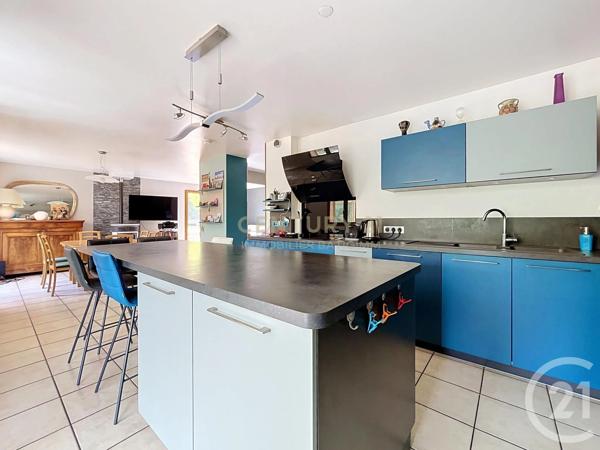Maison à vendre  6 pièces - 157 m 2   L ISLE D ABEAU  - 38