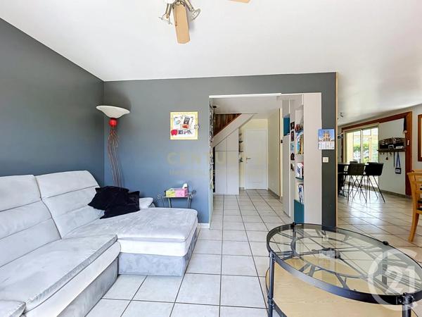 Maison à vendre  6 pièces - 157 m 2   L ISLE D ABEAU  - 38