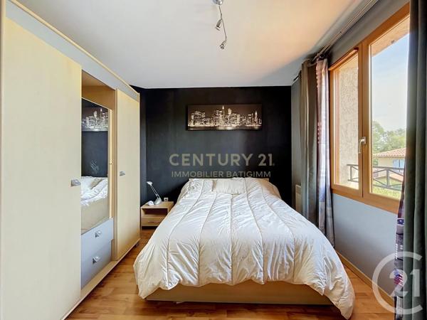 Maison à vendre  6 pièces - 157 m 2   L ISLE D ABEAU  - 38