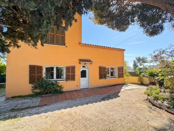 Propriété provençale de caractère avec piscine, dépendance et prestations haut de gamme Marseille 13e – Château-Gombert