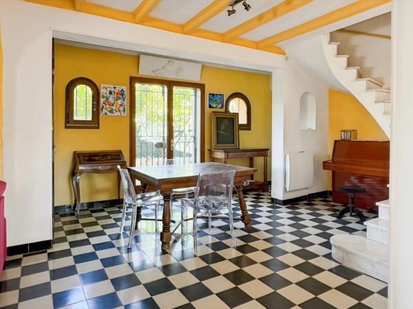 Propriété provençale de caractère avec piscine, dépendance et prestations haut de gamme Marseille 13e – Château-Gombert