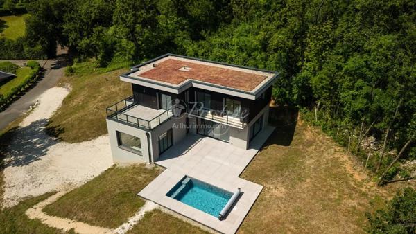 Vente Maison 7 pièces 201 m2 à Chambéry