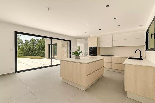 Vente Maison 7 pièces 201 m2 à Chambéry