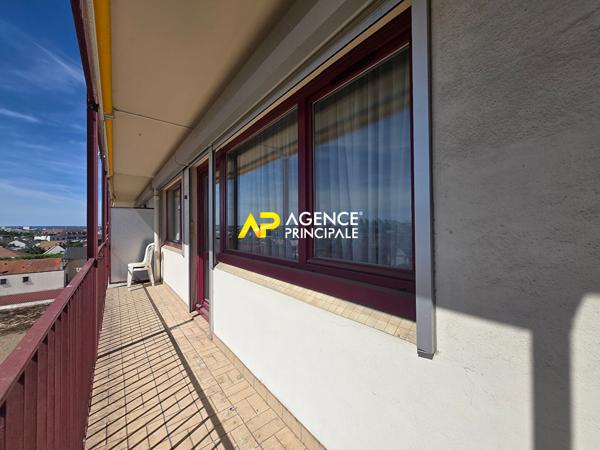 Appartement 4 pièces avec balcon, caves et parking à 12 minutes de la gare du centre ville 187 250 € **  - Référence  4572
