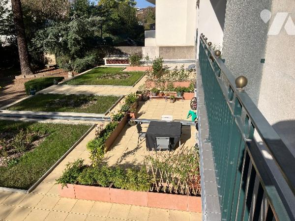 T3 traversant lumineux – 97 m² – Nantes Guist’hau – Balcons, cave et parking