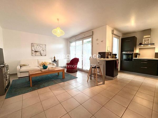 Appartement à CRAPONNE, 69290 - 3 pièces 62m²