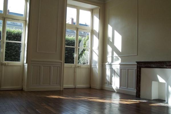 Louer appartement 4 pièces de 149 m²