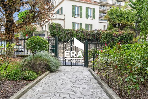 COURBEVOIE/BECON - Charmant 2 pièces de 48m2 avec sa Terrasse de 10m2 Vue Seine