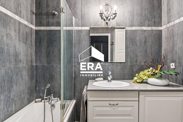 COURBEVOIE/BECON - Charmant 2 pièces de 48m2 avec sa Terrasse de 10m2 Vue Seine